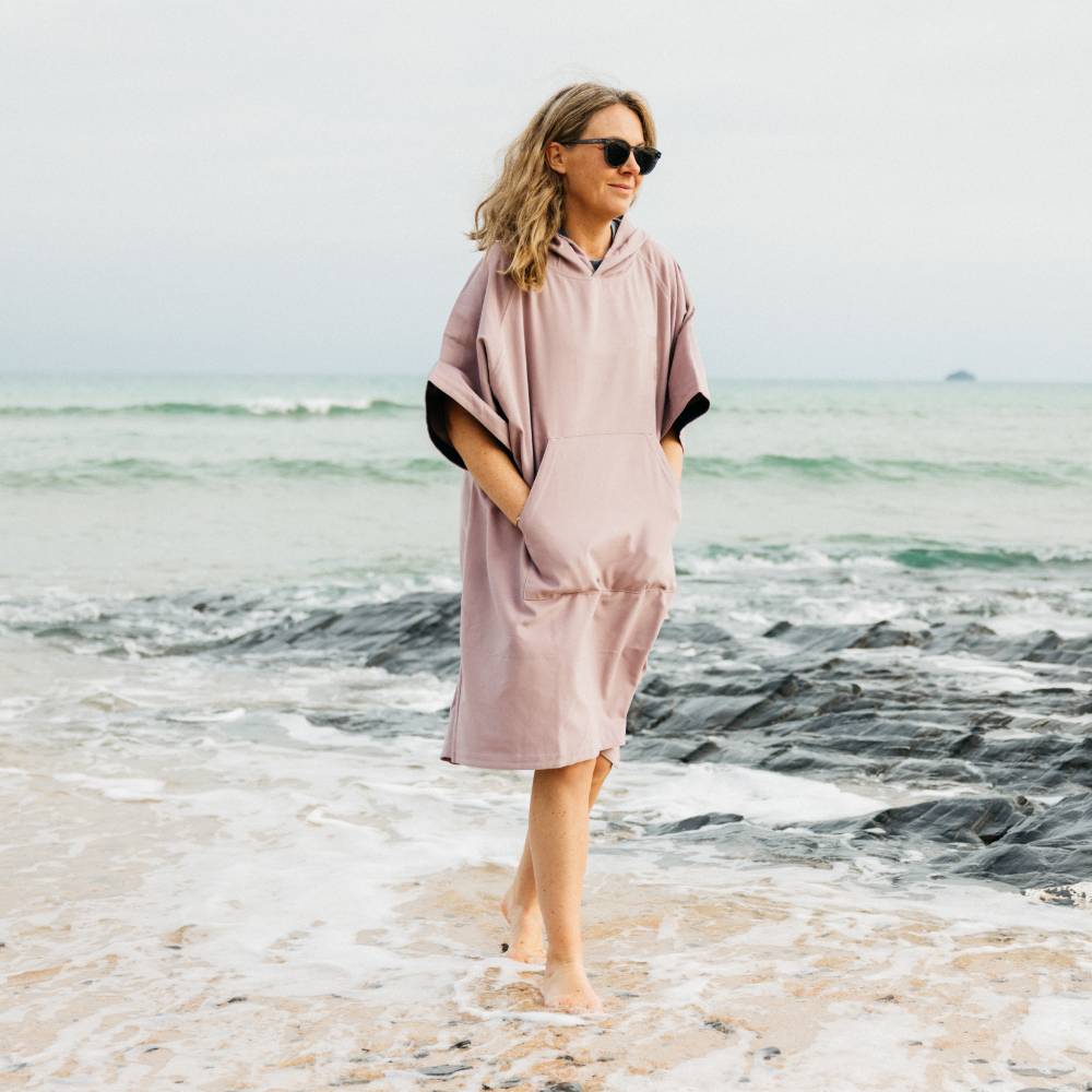 beach changing dress Women's Quick Dry Microfibre Poncho Robe Amazon.com: GORGLITTER Women's Plus