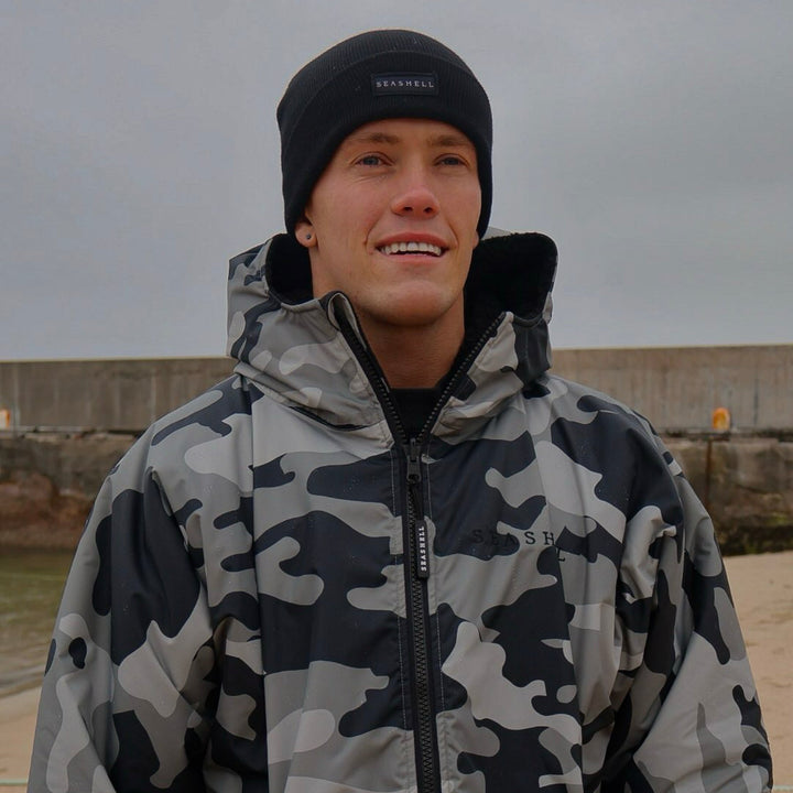 Seashell Changing Robe - Best Changing Robe Alternative - 100% waterprrof and windproof - made from 100% recycled materials