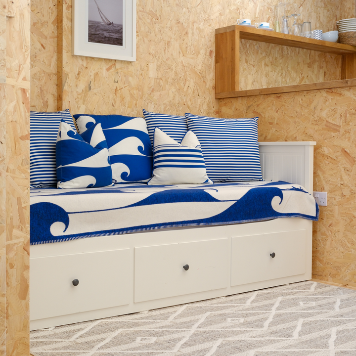 Tides Reversible Big Cushion