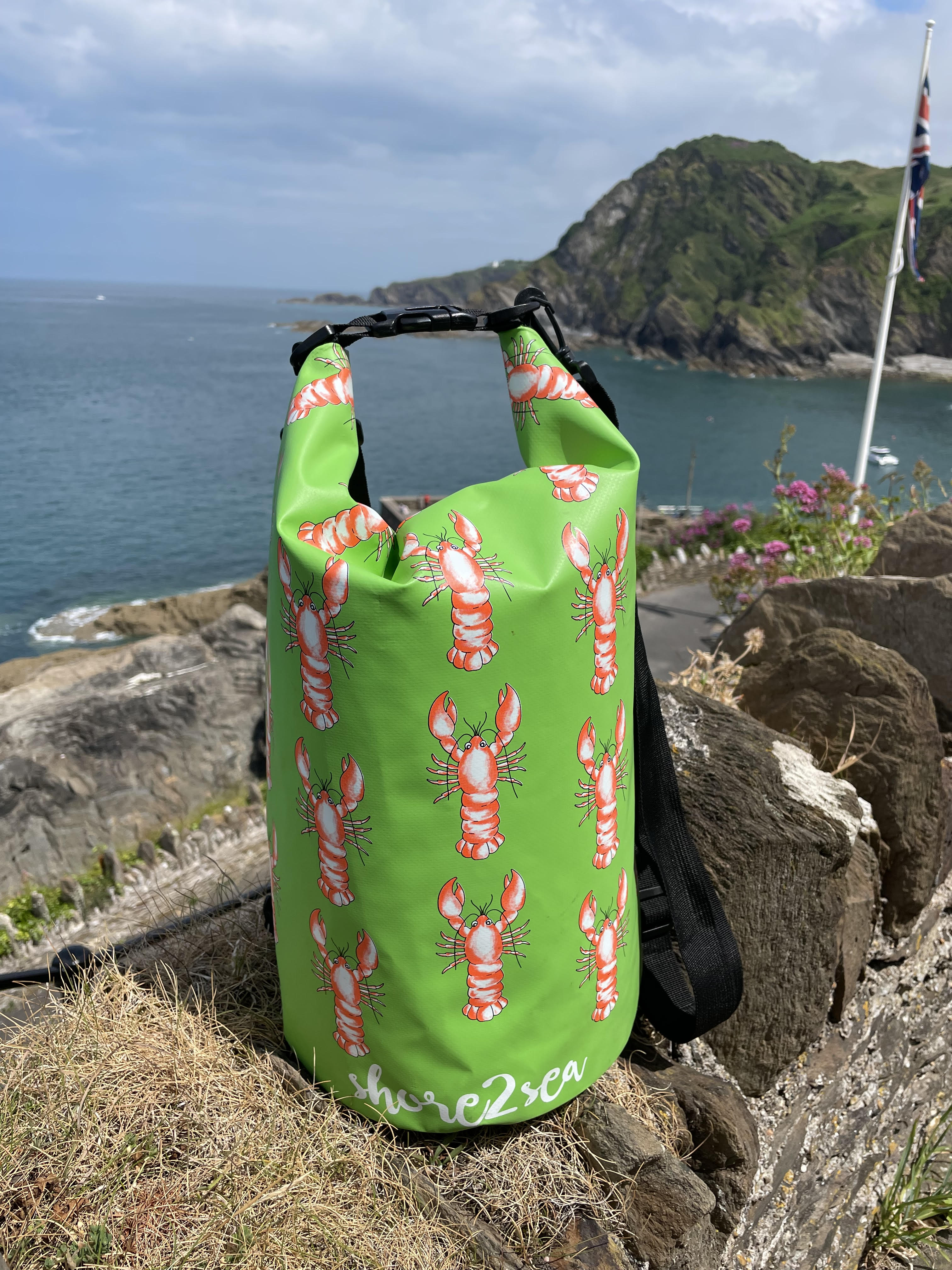 Shore2Sea Waterproof Dry Bag 20L Lobster design Green