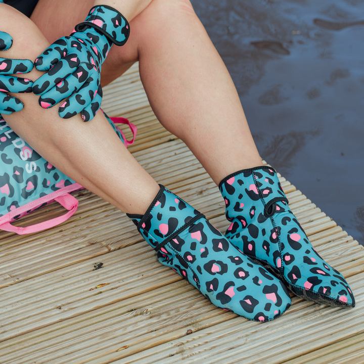 EasyOff™ Swimming Socks in Leopard with Kevlar Soles