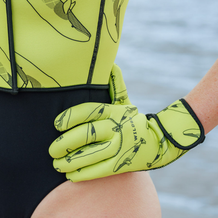 EasyOff™ Swimming Gloves in Yellow Neon