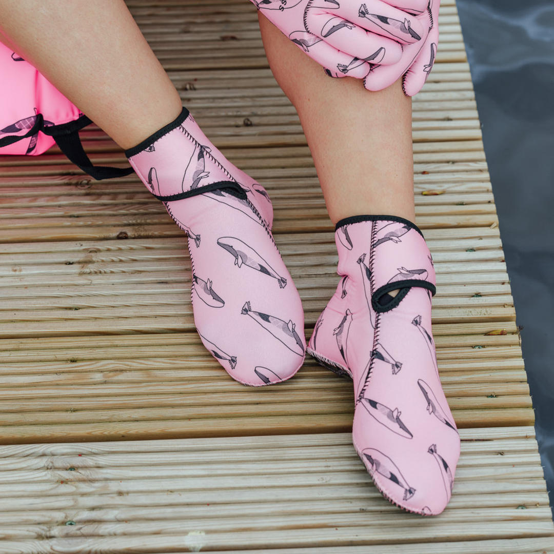 EasyOff™ Swimming Socks in Pink Neon with Kevlar Soles