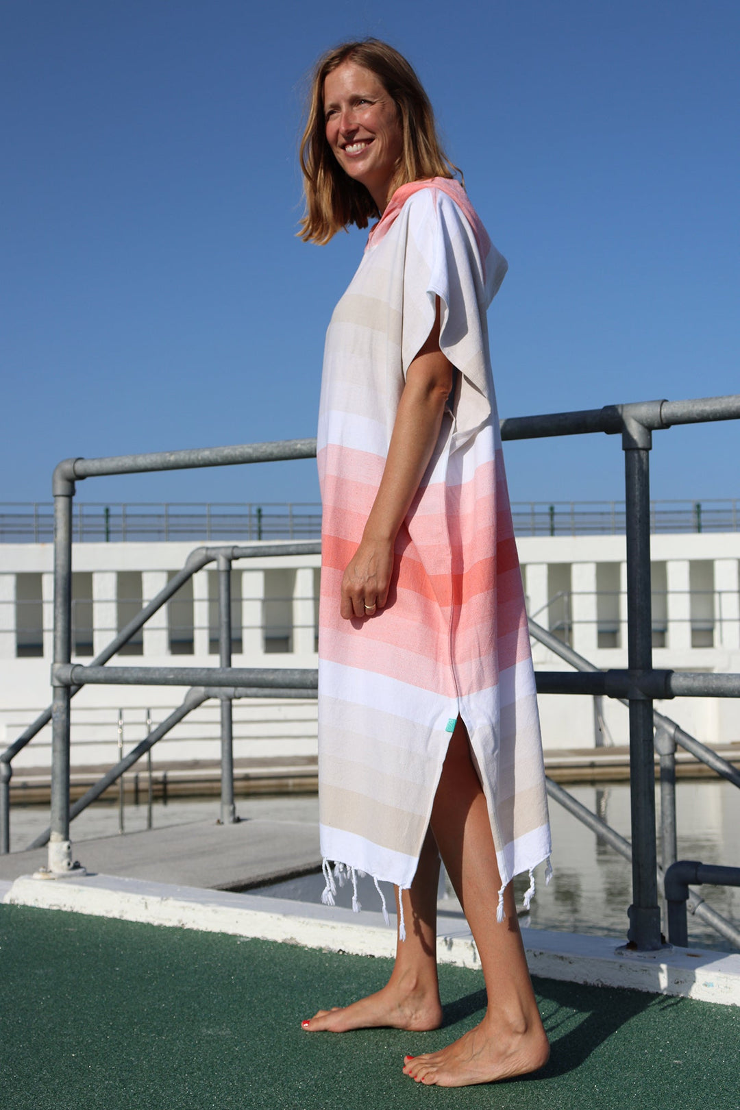 Drift Changing Robe - Sand/Coral