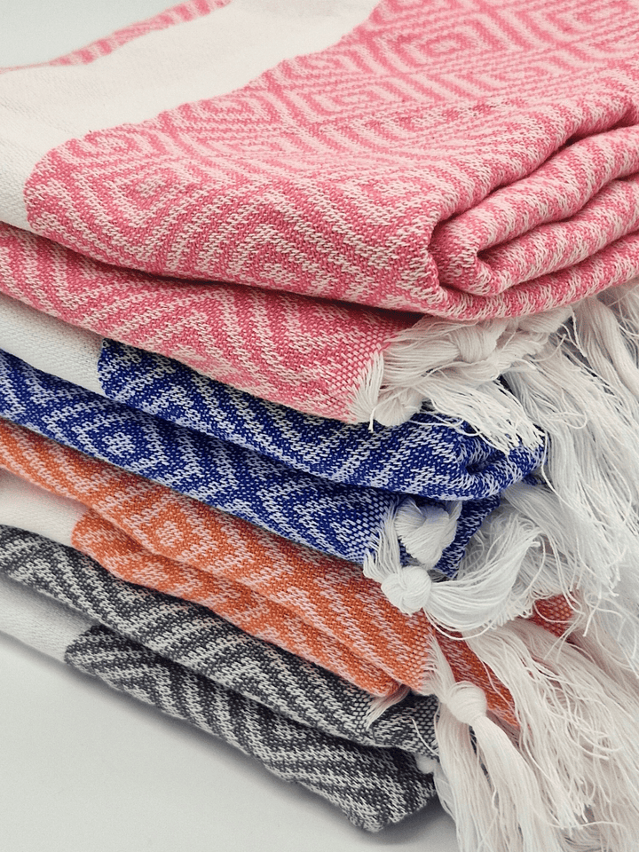 Lightweight, 100% cotton hammam towels in 4 colours