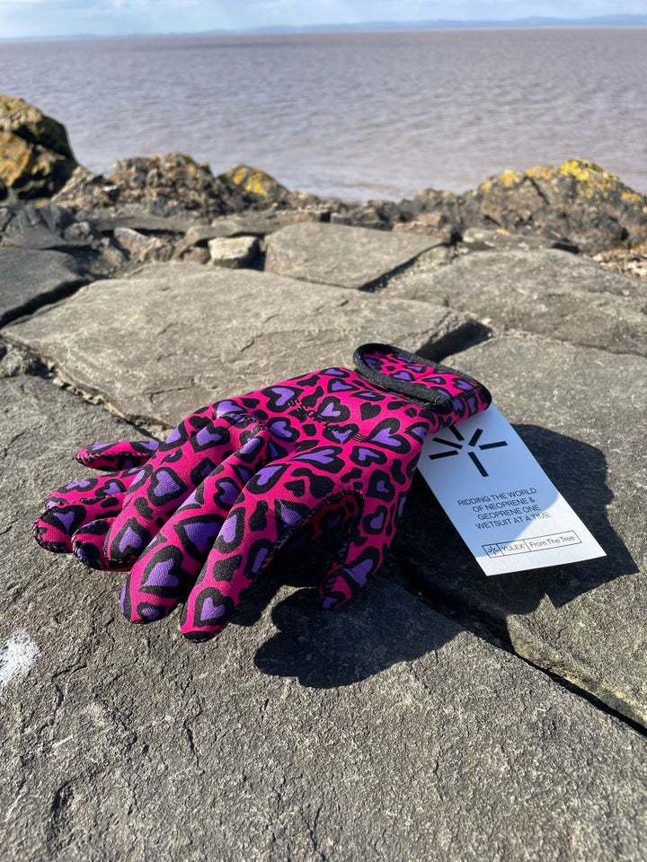 YULEX EasyOff™ Swimming Gloves; Cold Cold Heart