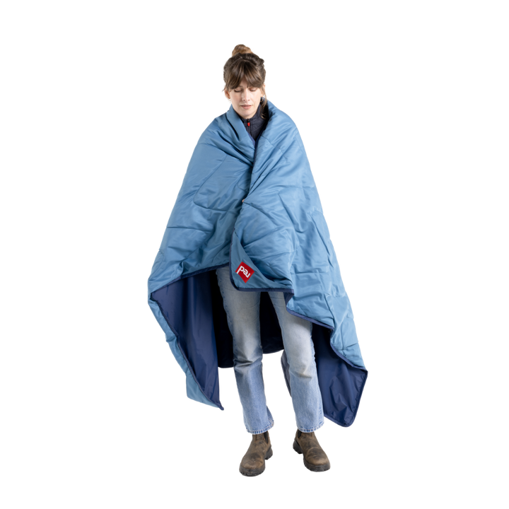 Quilted Lightweight Water-Resistant Adventure Blanket - Ocean Blue