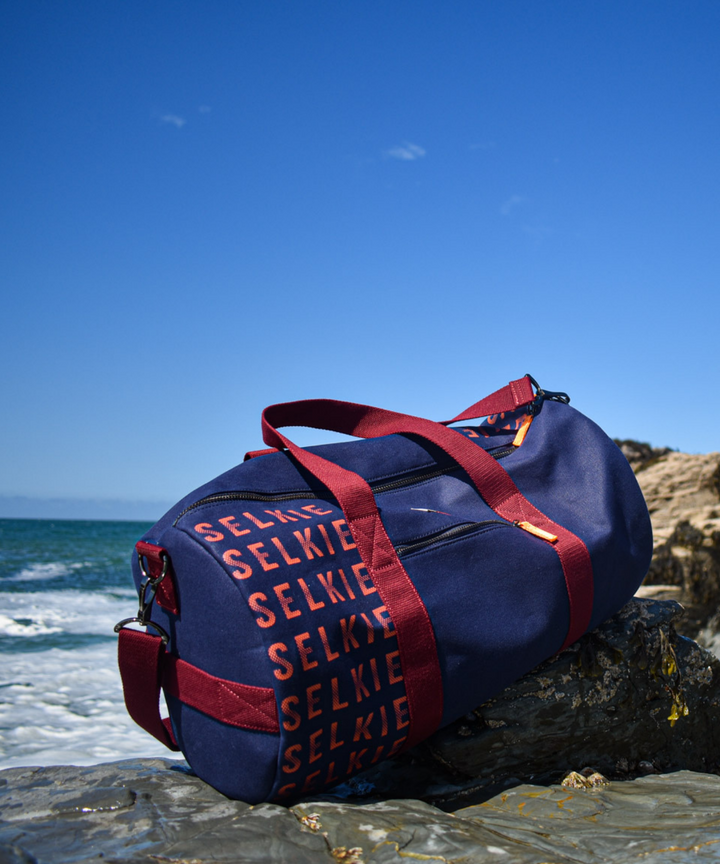 CANVAS BARREL BAG - NAVY with Logo