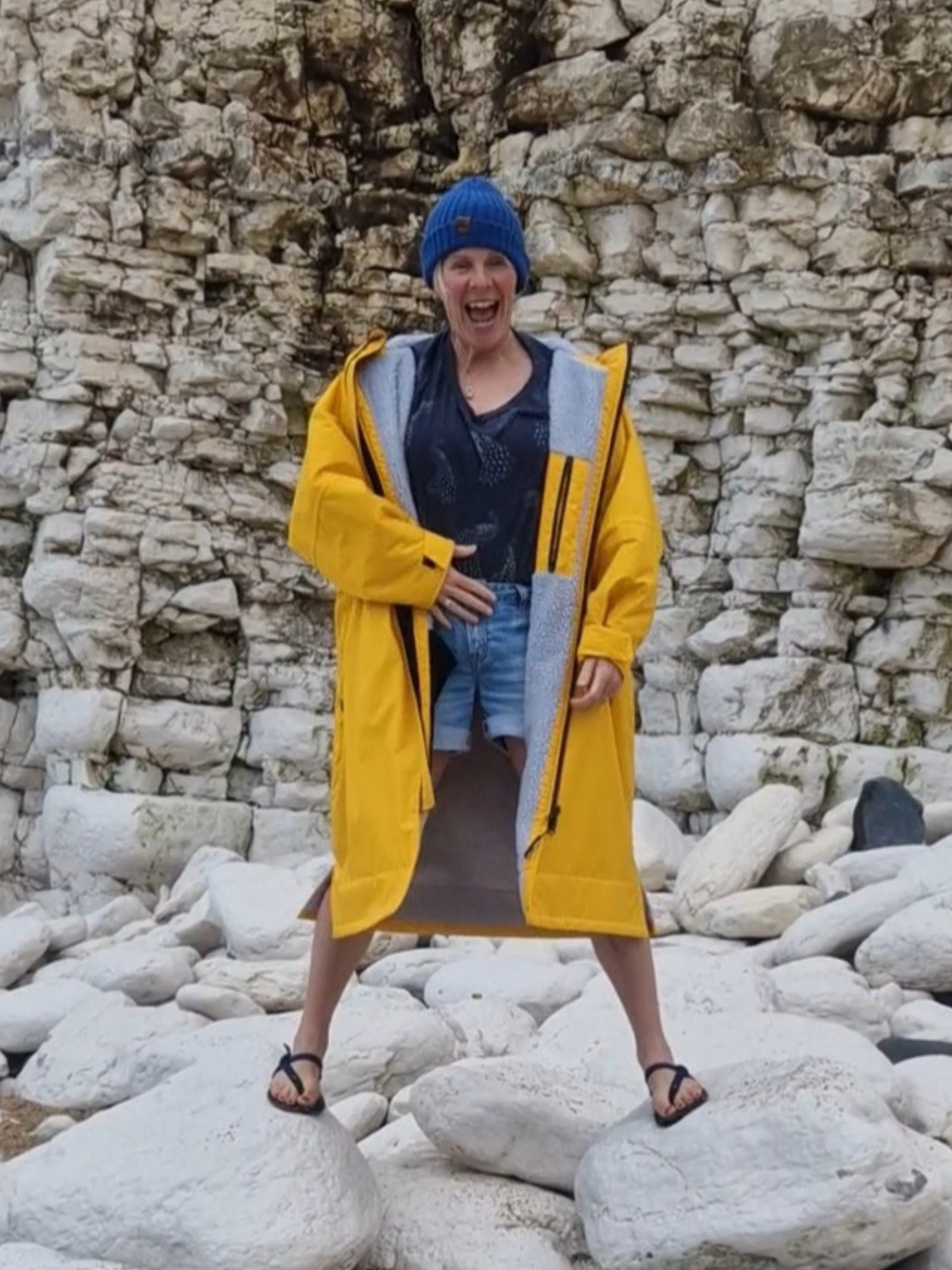 Mango Moose Eco - long sleeve changing robe -  vibrant orange/pale grey