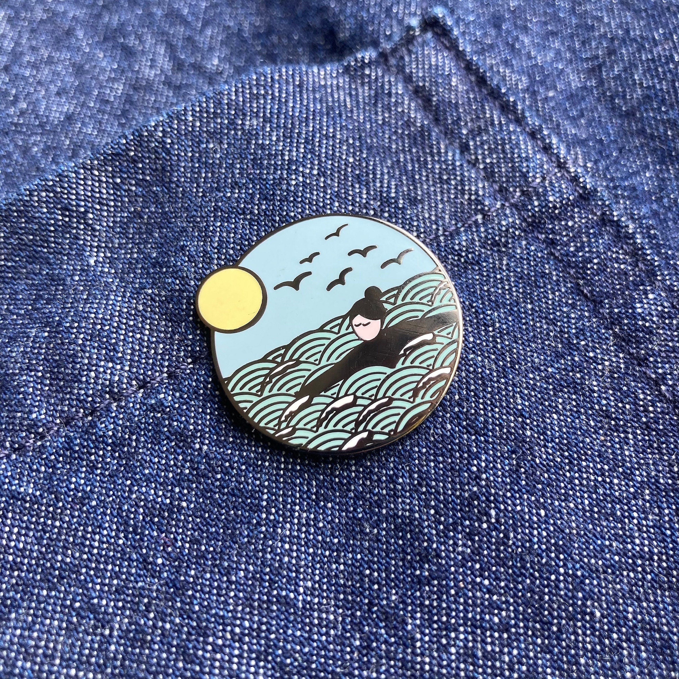 Gift bundle | wild swims enamel pin and A6 notebook